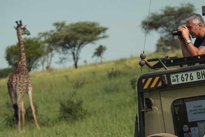 4 Day Great Migration Safari Serengeti & Ngorongoro Crater - Food and accommodation: comfort with a few questions