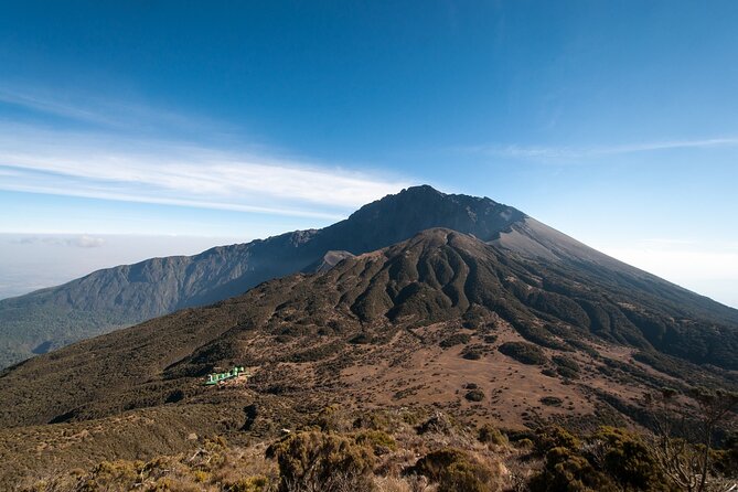 4 Day: Hiking Mount Meru - Day 1: From Arusha to a wildlife-filled trail