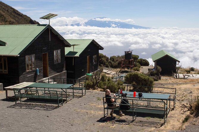 4 Day: Hiking Mount Meru - Day 2: Miriakamba Hut to Saddle Hut