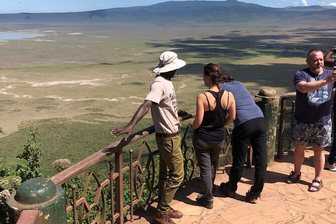 4 days Best experience Kilimanjaro Hike, Serengeti &Ngorongoro - Day 1: Materuni Village, coffee, and Chemka water