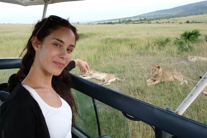 4 Days Private Midrange Lodge Safari to Serengeti & Ngorongoro - What the private vehicle and crew add