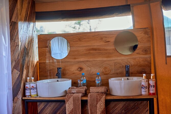 4-Days Private Midrange Safari Tarangire, Serengeti & Ngorongoro - Day 3: Dawn wildlife and the move toward Ngorongoro
