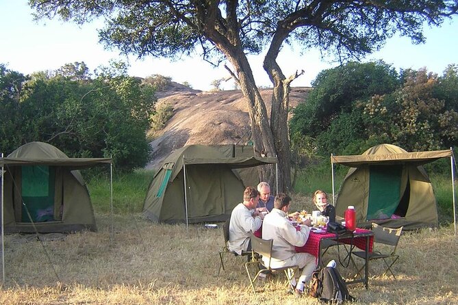 4 Days Tanzania Camping Safari - Day 2: the long road to the Serengeti