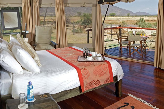 5 Days Tanzania Safari- Tarangire Np, Serengeti Np and Ngorongoro Crater - A full Serengeti day, from hippo pools to moving herds