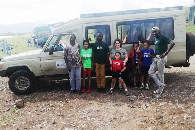 5Days Family _Group Tour Lodging Mid-Range in the Jungle - What this five-day safari is really offering