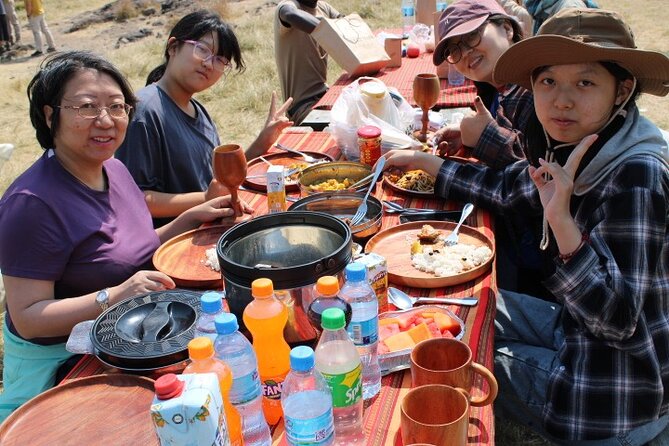 6 Days Adventure Towards Serengeti, Ngorongoro and Tarangire - The guiding and driving matter here