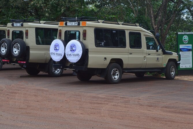 6 Days Safari : Manyara, Ngorongoro, Serengeti & Tarangire National Park - Day 1: Lake Manyara and the Great Rift Valley