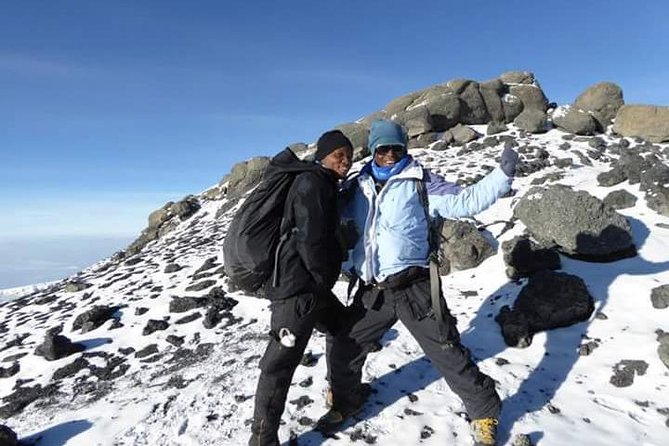 7 Days Machame Route - Day one: cloud forest to high heather
