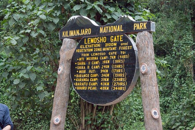 8 Days Kilimanjaro Climbing tour via the Lemosho Route - Day 4: Lava Tower and the Barranco Wall