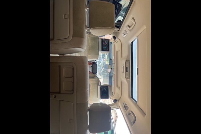 Airport transfer - How the communication affects the experience