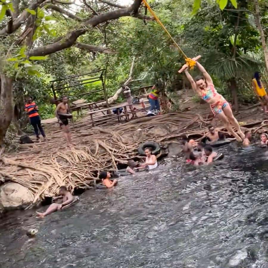 Arusha/Moshi Hot Springs Tour (Chemka) by Kingstone Asilia - The rough road and the sudden green oasis