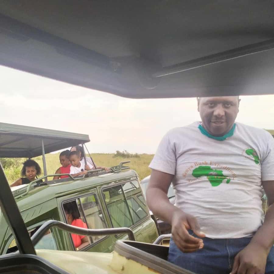 Arusha National Park: Private Jeep Tour - The 4x4 game drive and first wildlife sightings