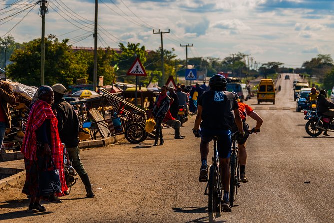 Cycling from Kilimanjaro to Ngorongoro Crater - Day 4: Wildlife corridors and the Rift Valley