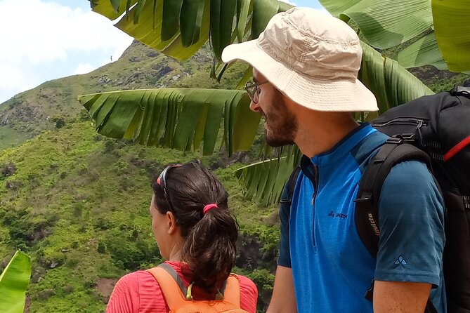 Day trip tour to Choma Waterfalls - What the guide adds to the day