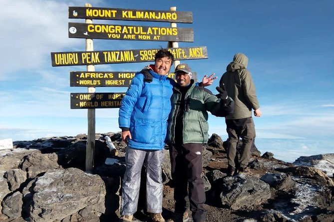 Discover The Best 7-day Kilimanjaro climbing via Machame route - Day 3: Shira Plateau, Lava Tower, and Barranco Camp