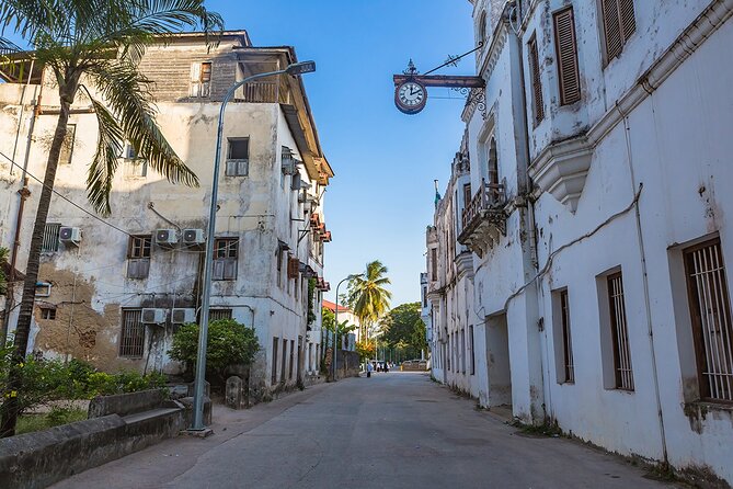 Explore The Stone Town in Zanzibar - The Old Slave Market and a difficult past
