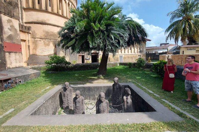 Full Day Private Stone Town, Spice Farm & Prison Island Tour - What the private format changes
