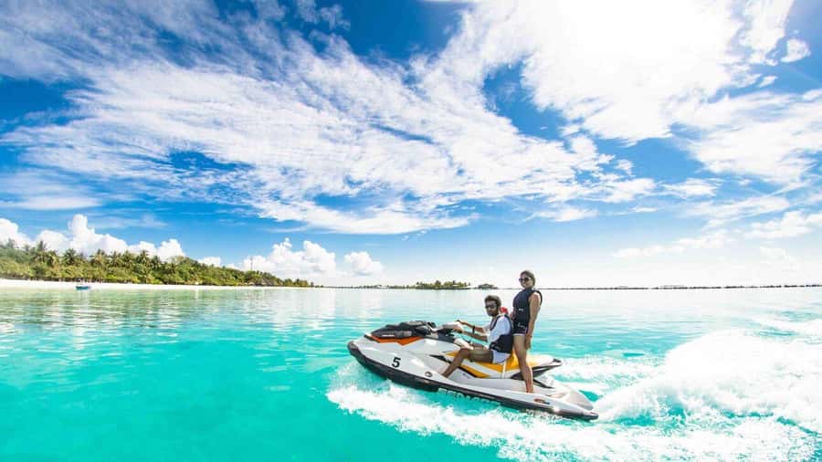 kendwa: jet ski experience - Racing along the Kendwa shoreline