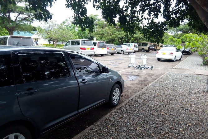 Kilimanjaro Airport taxi to/from Moshi town/Arusha town - Booking, cancellation, and a few useful precautions