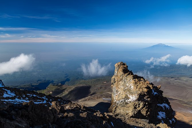 Kilimanjaro climb, Northern Circuit route (8-day) - Day 5: Across the northern slopes