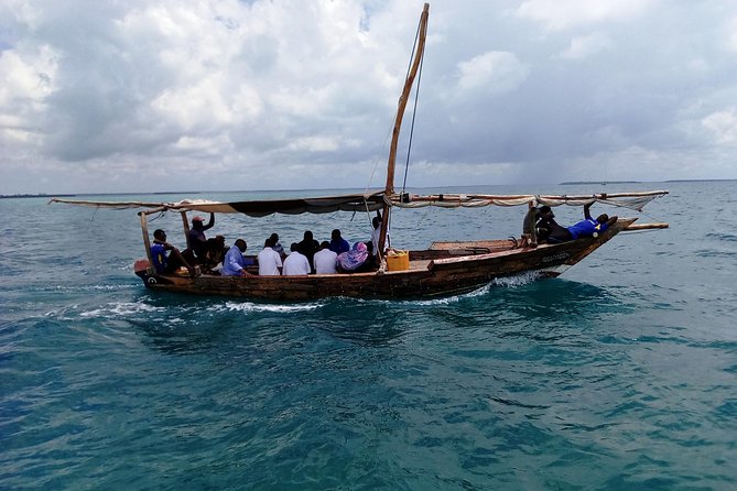 Kwale Island Dhow Sailing Tour from Zanzibar with Seafood Lunch - Pickup, timing, and the transport warning