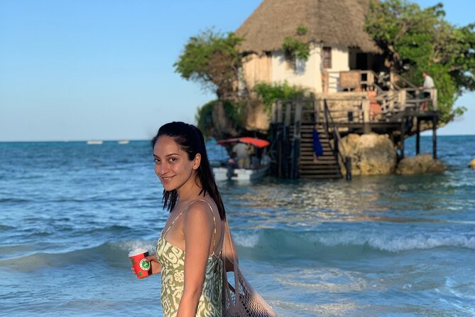 Luxury Tour to DOLPHINS, KUZA CAVE and THE ROCK RESTAURANT - The main strengths and limitations