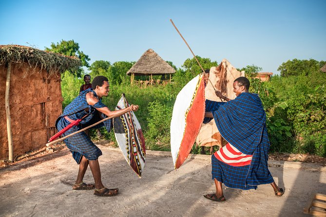 Maasai World - Joining the Maasai dance