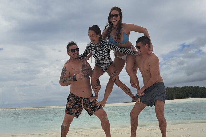 Mnemba Island snorkeling and Swimming with Dolphin - What the Guides Add to the Trip