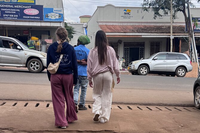 Moshi City Tour: Explore the Foothill of Kilimanjaro on Foot - Ginger juice, lunch, and a taste of local life