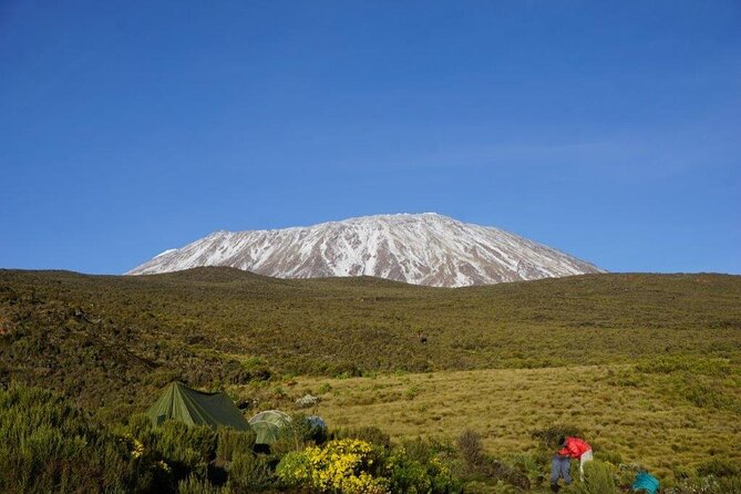 Mt. Kilimanjaro: Shira plateau to Cathedral point 3872m Day hike - Lunch, water, and the long return