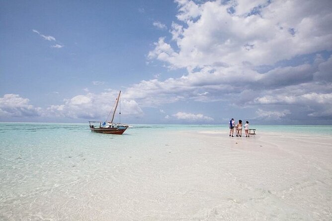 Nakupenda Beach Tour - The Crowding Question