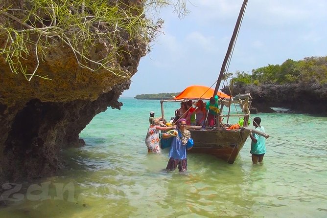 Nakupenda Island Snorkeling Sea trip & Lunch W/Transfer -Zanzibar - Key points at a glance