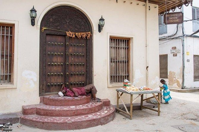 Prison Island and Stone Town Private Tour in Zanzibar - How the $89.99 price works in practice