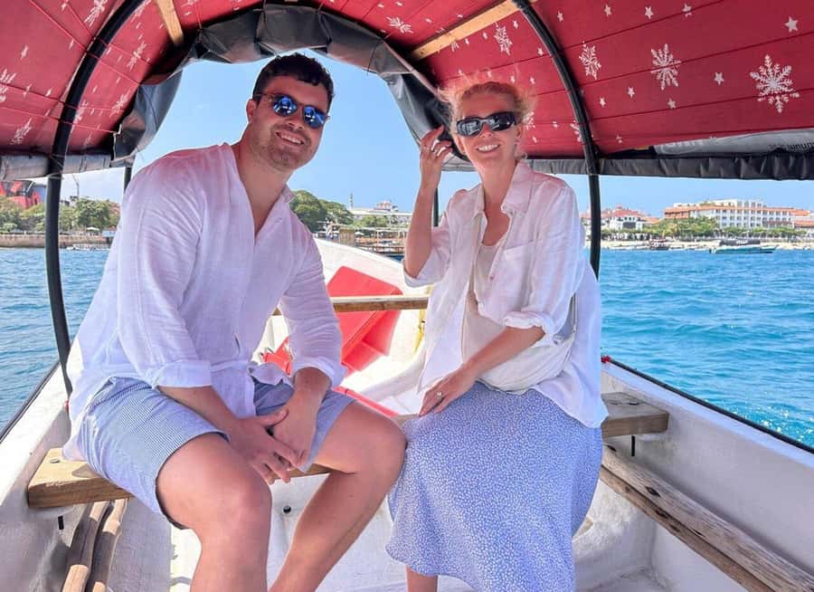 Prison Island, Sea Turtles, Rock Restaurant & Relax in Beach - Beach time gives the eight-hour itinerary room to breathe