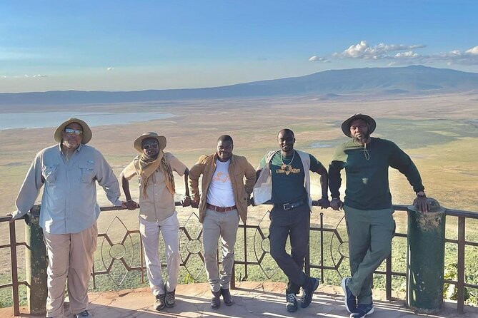 Private 6-Day Tarangire Manyara Crater and Serengeti with Mid-Range Lodges - Day five: down into the Ngorongoro Crater