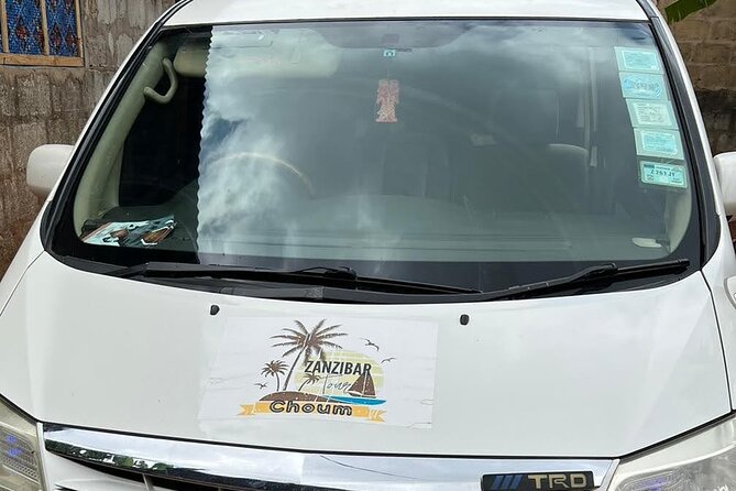 Private airport transfers in Zanzibar - Inside the car: small comforts that help