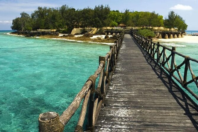 Private Guided Tour to Prison Island, Nakupenda Beach, Stone Town - Nakupenda Beach and lunch on the sandbank