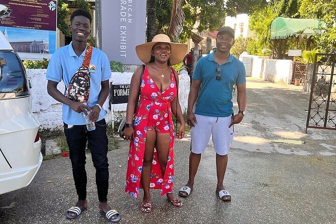 Private Stone Town, Nakupenda Beach and Prison Island Tour - What the private format really changes