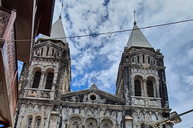 Private Stone Town Walking Tour - How the guiding affects the experience