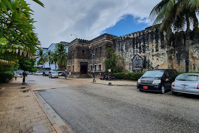 Private Stone Town Walking Tour - Starting at the House of Wonders