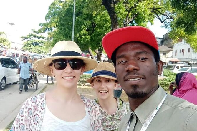 Private Zanzibar Stone Town Historical Tour - Darajani Bazaar and everyday Zanzibar