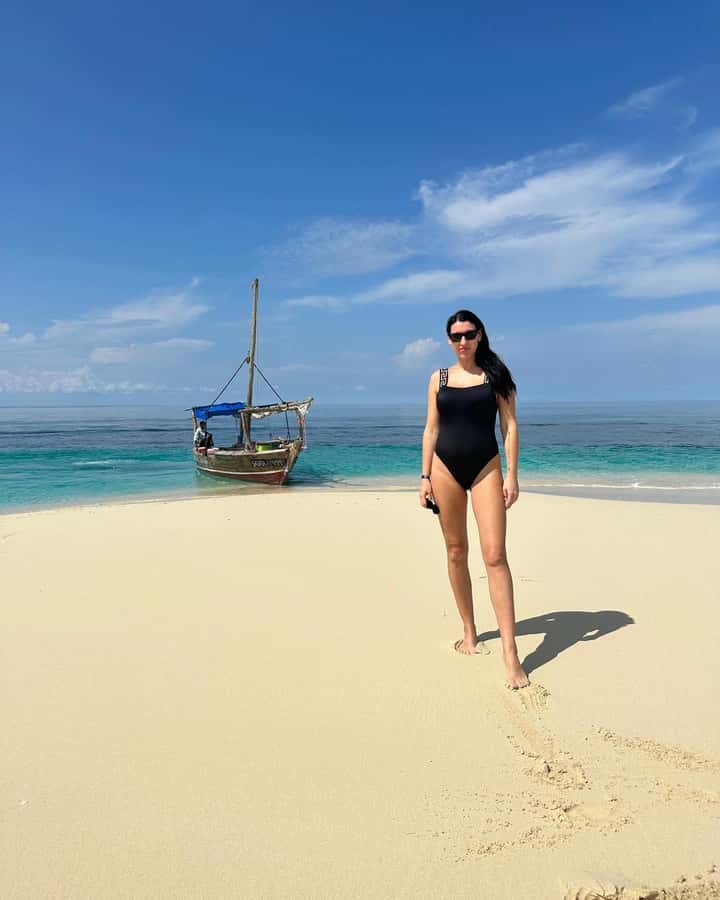 SAFARI BLUE ZANZIBAR : PRIVATE TRIP - The Kwale sandbank and its turquoise water