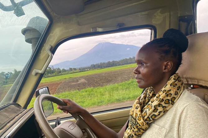 Savannah Escape & Active Culture Tour - Day 3: Into the Ngorongoro Crater