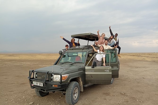 Serengeti Day Trip Safari From Mwanza Tanzania - A picnic breakfast at Ndabaka Gate