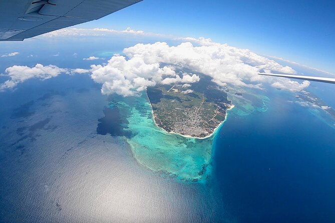 Skydive Zanzibar | Tandem Skydive - Who will get the most from this jump