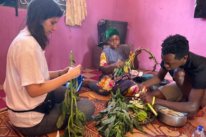 Spice tour and cooking class (local food) - A Zanzibar spice farm instead of another restaurant meal