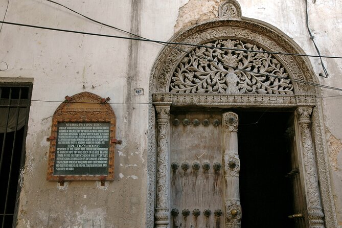 Stone Town and Prison Island Tour (Full Day) - Churches, mosques, and market lanes