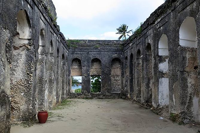 Stone Town and Prison Island Tour (Full Day) - What the private format really gives you
