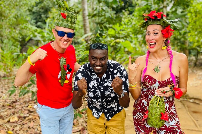 STONE TOWN and SPICE FARM TOUR ( Lunch Included ) - Jambo Spice Farm: see the plants behind the market goods