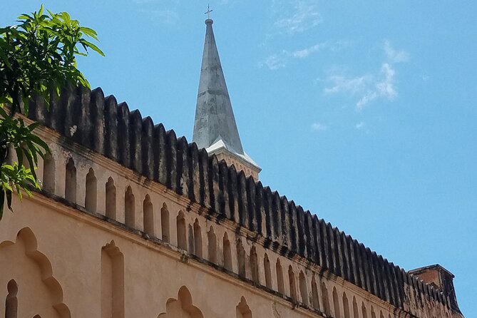 Stone Town City Tour - House of Wonders and the Sultans’ Palace Museum